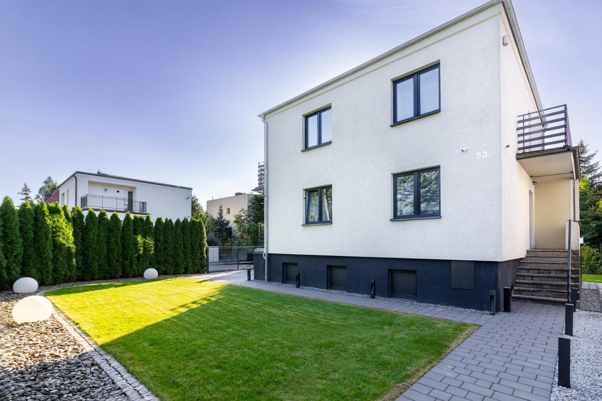 Housecube, Bar , Prywatne Kino, Bilard , Luxus Villa - Wroclaw, Wroclaw